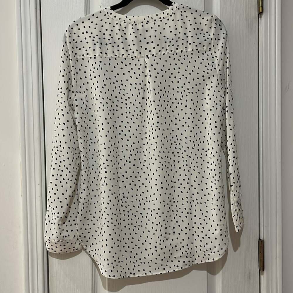 Talbots polka dot top size small EUC - Picture 2 of 3